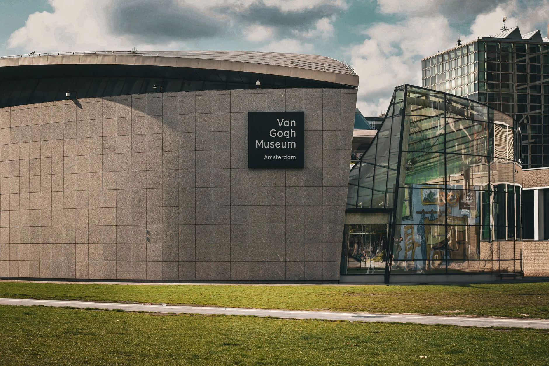 La Museumplein, le cœur des grands musées